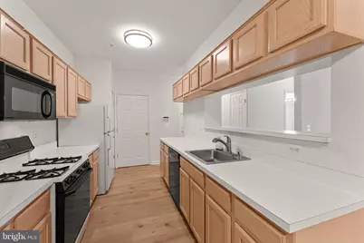 20453 Chesapeake Square #103, Sterling, VA 20165 - Photo 21