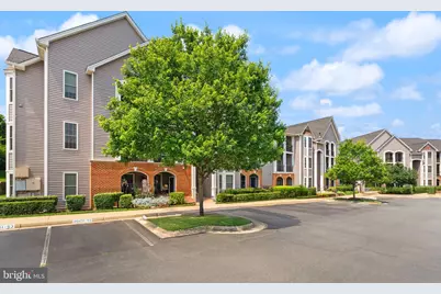 20453 Chesapeake Square #103, Sterling, VA 20165 - Photo 3