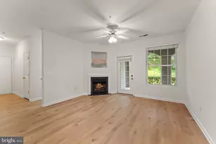 20453 Chesapeake Square, Sterling, VA 20165 - Photo 17