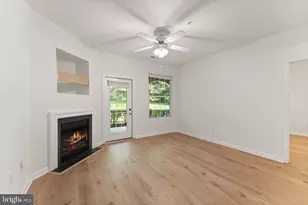20453 Chesapeake Square, Sterling, VA 20165 - Photo 15