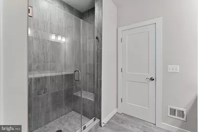 224 Petite Sirah Terrace SE, Leesburg, VA 20175 - Photo 17