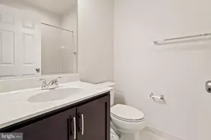 22615 Norwalk Square, Ashburn, VA 20148 - Photo 7