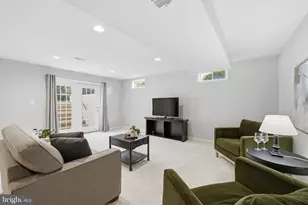 44028 Tavern Dr, Ashburn, VA 20147 - Photo 45