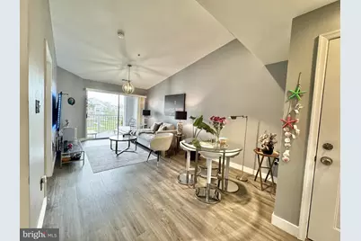 20595 Cornstalk Terrace #301, Ashburn, VA 20147 - Photo 3