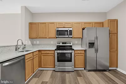 43620 Hampshire Crossing Square, Leesburg, VA 20176 - Photo 5