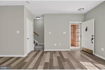43620 Hampshire Crossing Square, Leesburg, VA 20176 - Photo 3