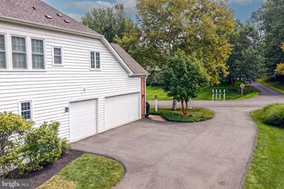 24139 Lenah Woods Place, Aldie, VA 20105 - Photo 3