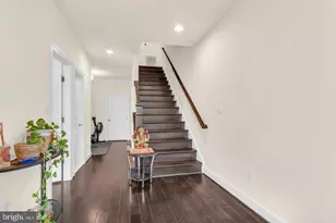 42322 Sillas Square, Brambleton, VA 20148 - Photo 5