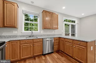 21588 Bankbarn Terrace, Broadlands, VA 20148 - Photo 9