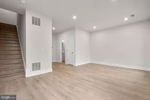 42104 Picasso Sq, Ashburn, VA 20148 - Photo 27