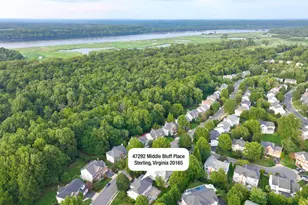 47292 Middle Bluff Pl, Sterling, VA 20165 - Photo 11