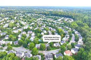47292 Middle Bluff Pl, Sterling, VA 20165 - Photo 13
