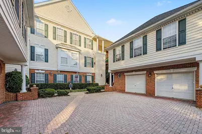 25252 Riffleford Square #204, Chantilly, VA 20152 - Photo 3