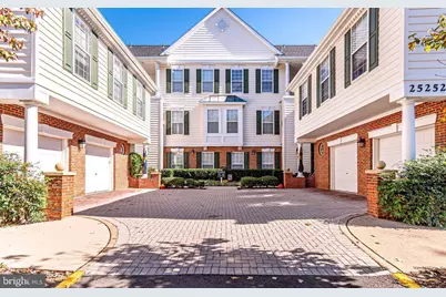 25252 Riffleford Square #204, Chantilly, VA 20152 - Photo 1