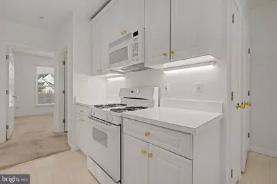 25252 Riffleford Square #204, Chantilly, VA 20152 - Photo 11