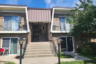421 Dartmouth Dr, Sterling, VA 20164 - Photo 1