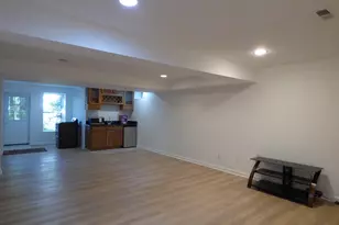 43595 Mink Meadows (Lower Level) St, Chantilly, VA 20152 - Photo 9