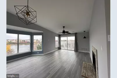 20594 Cornstalk Terrace #301, Ashburn, VA 20147 - Photo 3