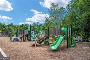 20547 Warburton Bay Square, Sterling, VA 20165 - Photo 11