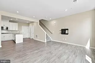 114 Petite Sirah Terrace SE, Leesburg, VA 20175 - Photo 11