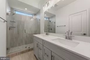 19675 Sepia Sq, Ashburn, VA 20147 - Photo 31