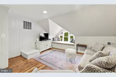 17121 Simpson Circle, Paeonian Springs, VA 20129 - Photo 33