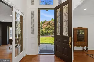 21108 Stonecrop Pl, Ashburn, VA 20147 - Photo 5