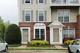 46920 Courtyard Sq, Sterling, VA 20164 - Photo 1