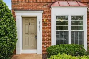 46920 Courtyard Sq, Sterling, VA 20164 - Photo 5