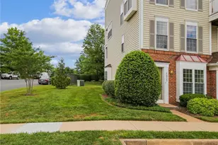 46920 Courtyard Sq, Sterling, VA 20164 - Photo 7