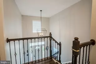 303 Oakcrest Manor Dr NE, Leesburg, VA 20176 - Photo 19