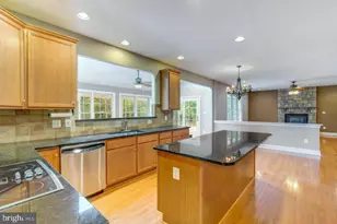 43446 Freeport, Sterling, VA 20166 - Photo 3