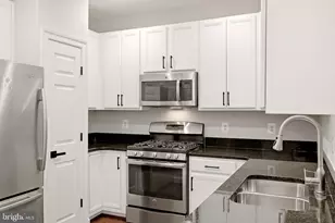 46368 Utica Square, Sterling, VA 20165 - Photo 11