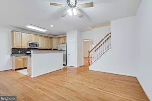 25308 Whippoorwill Terrace, Chantilly, VA 20152 - Photo 7