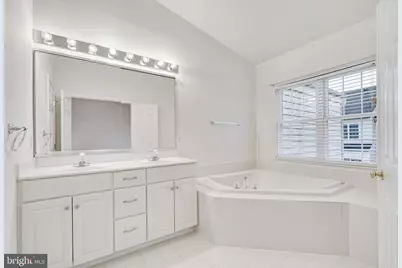 25308 Whippoorwill Terrace, Chantilly, VA 20152 - Photo 13