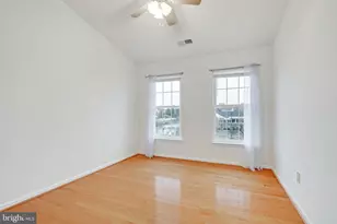 25308 Whippoorwill Terrace, Chantilly, VA 20152 - Photo 17