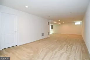 41673 McMonagle Square, Aldie, VA 20105 - Photo 33