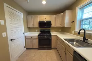 675 Constellation Square SE, Leesburg, VA 20175 - Photo 11