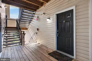 21191 McFadden Square, Sterling, VA 20165 - Photo 9