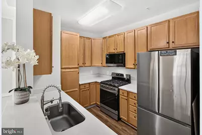 21191 McFadden Square #305, Sterling, VA 20165 - Photo 15