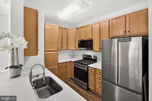 21191 McFadden Square, Sterling, VA 20165 - Photo 15