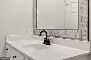 21191 McFadden Square, Sterling, VA 20165 - Photo 31
