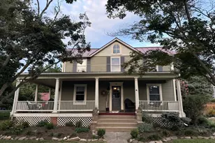 140 S 29th St, Purcellville, VA 20132 - Photo 1