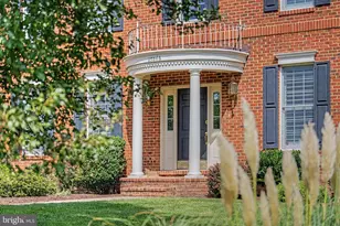 25566 Mimosa Tree Ct, Chantilly, VA 20152 - Photo 3