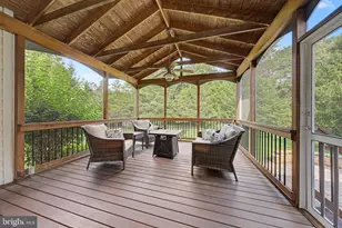 25566 Mimosa Tree Ct, Chantilly, VA 20152 - Photo 29