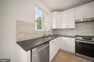 43809 Lees Mill Square, Leesburg, VA 20176 - Photo 11