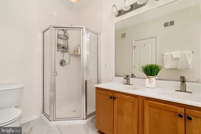 43643 McDowell Square, Leesburg, VA 20176 - Photo 15