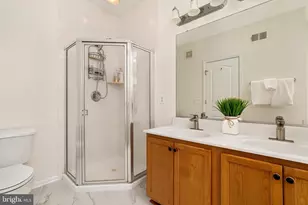 43643 McDowell Sq, Leesburg, VA 20176 - Photo 15