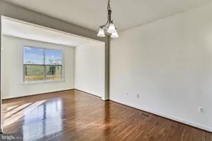 25202 Prairie Fire Square, Aldie, VA 20105 - Photo 17