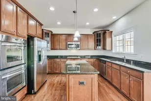 25202 Prairie Fire Square, Aldie, VA 20105 - Photo 13